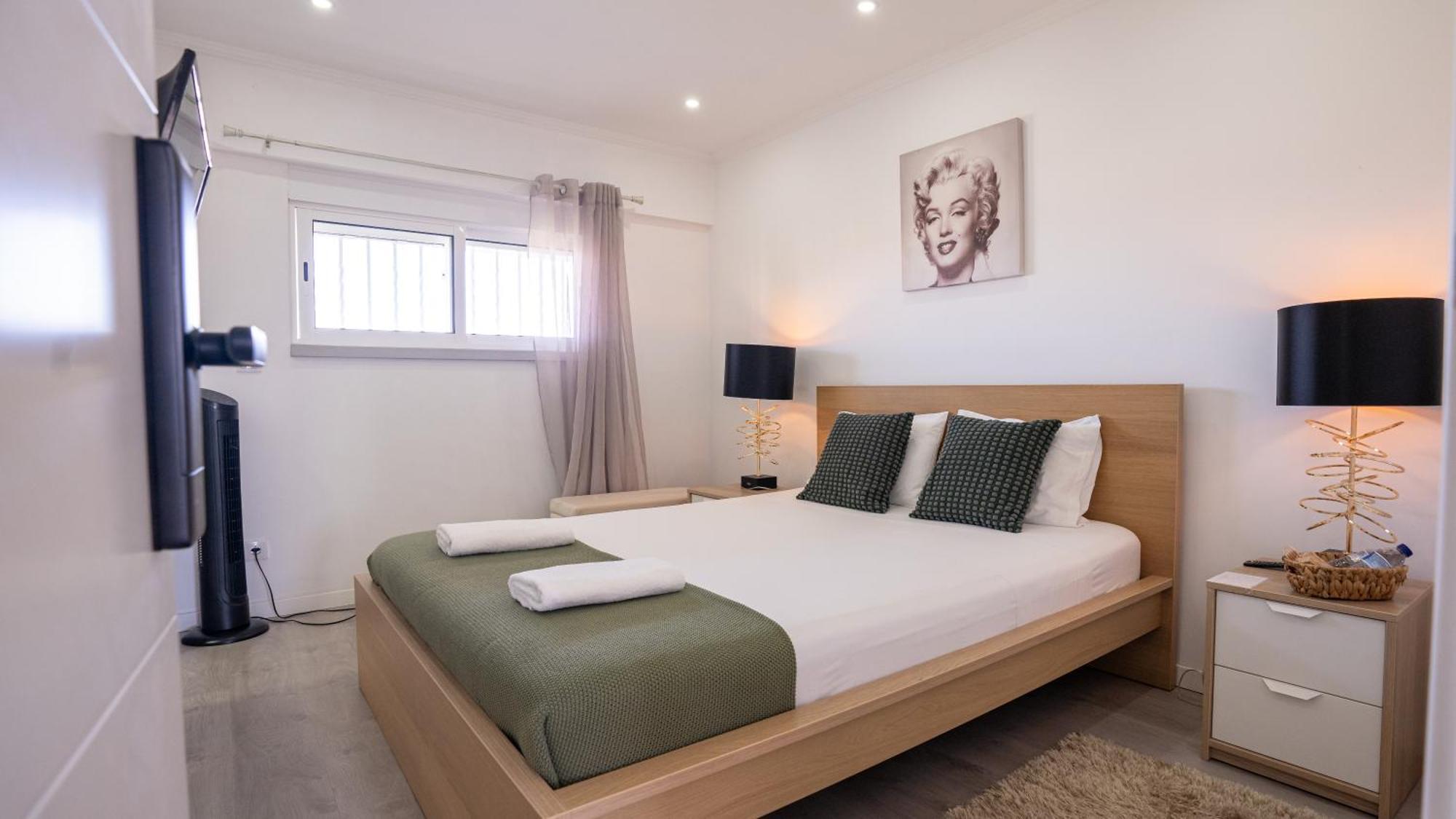 Airport Room Lisbon Luaran gambar