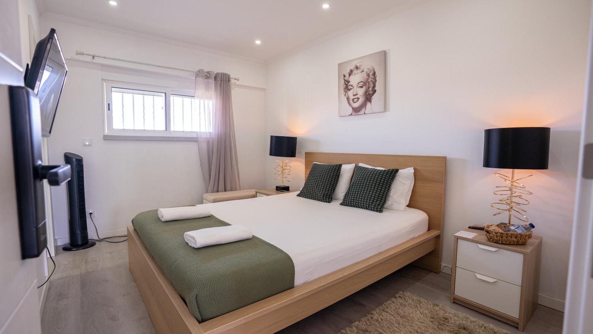 Airport Room Lisbon Luaran gambar