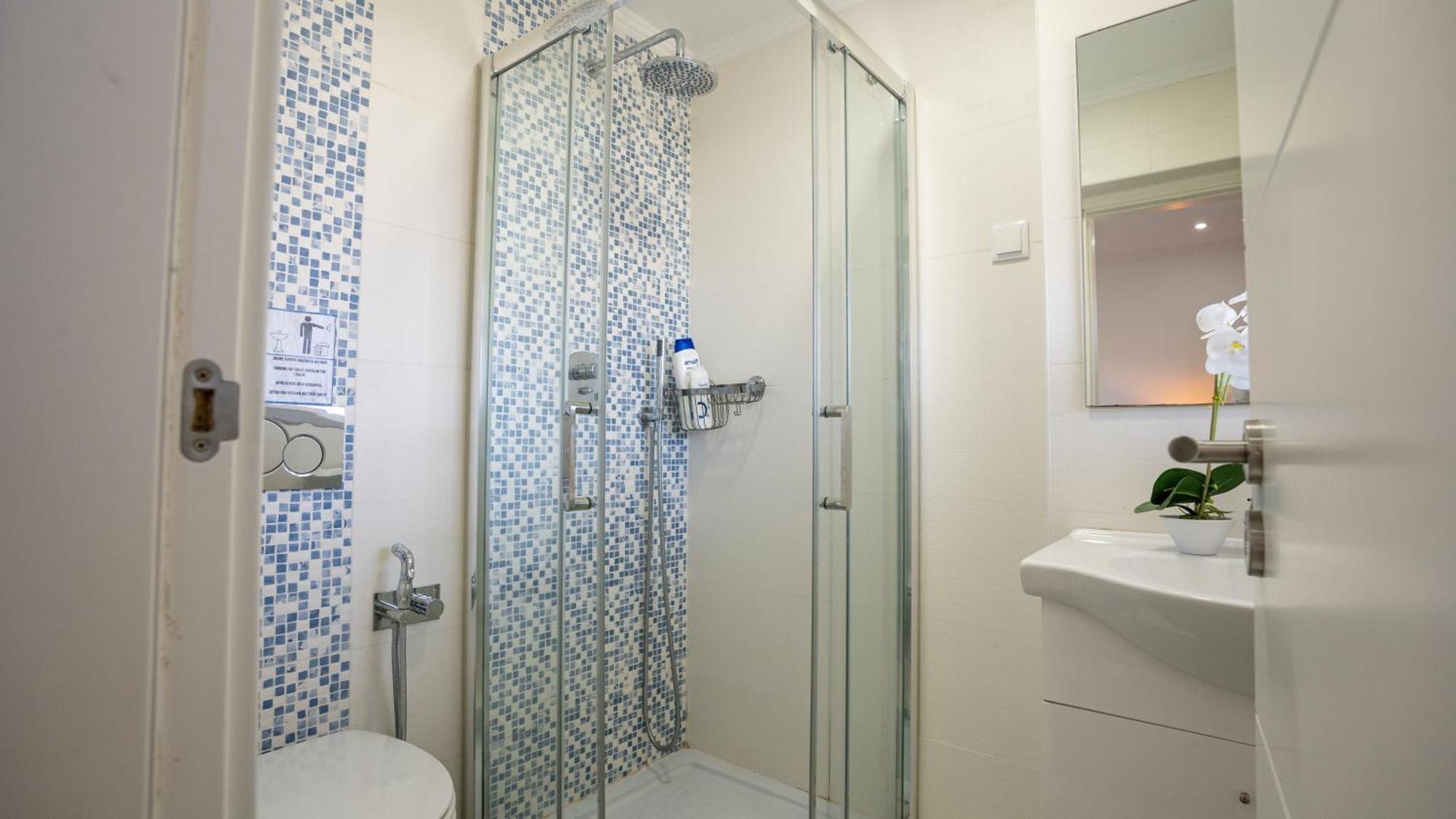 Airport Room Lisbon Luaran gambar